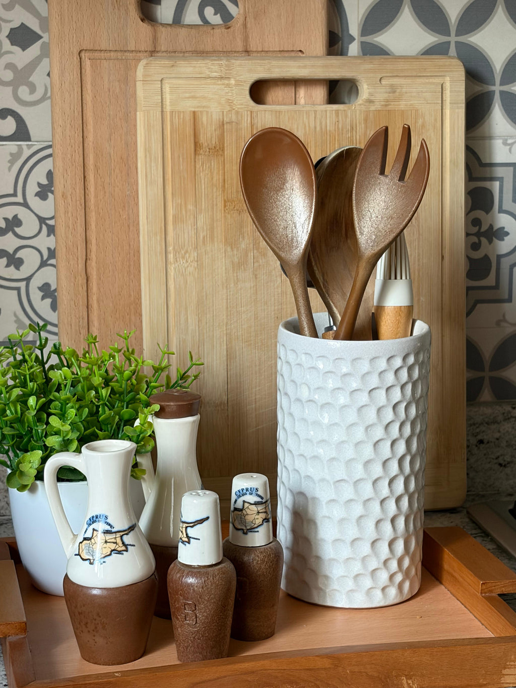 Utensils Holder